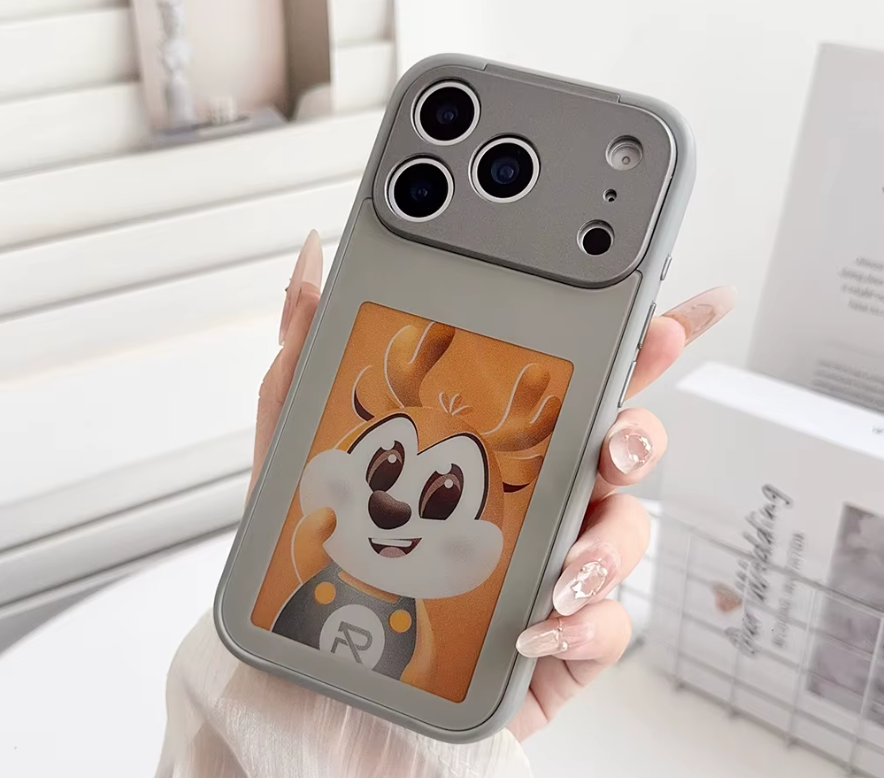 Prémiový E-ink obal na iPhone 13-17 – vlastný dizajn, HD displej