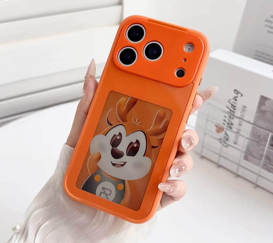 Prémiový E-ink obal na iPhone 13-17 – vlastný dizajn, HD displej